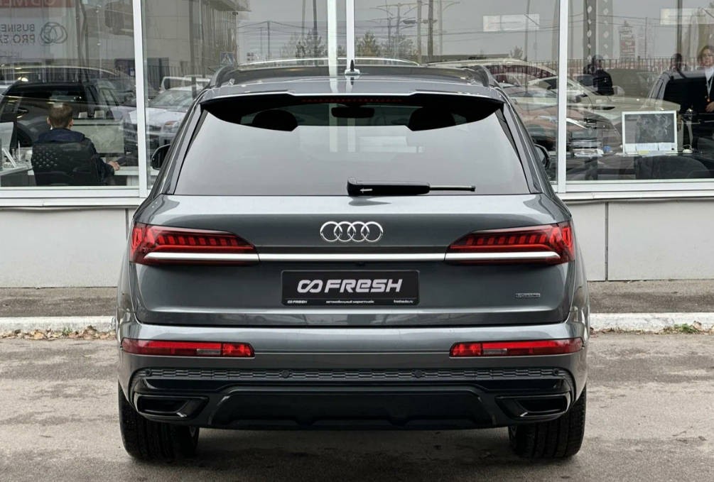 Audi Q7