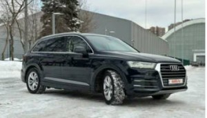 Audi Q7i(4M)